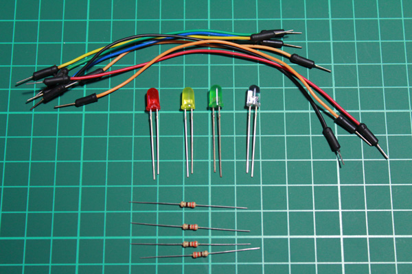 LED 5mm, Resistor 330 ohm dan Jumper Wires untuk digunakan dengan IR Kit