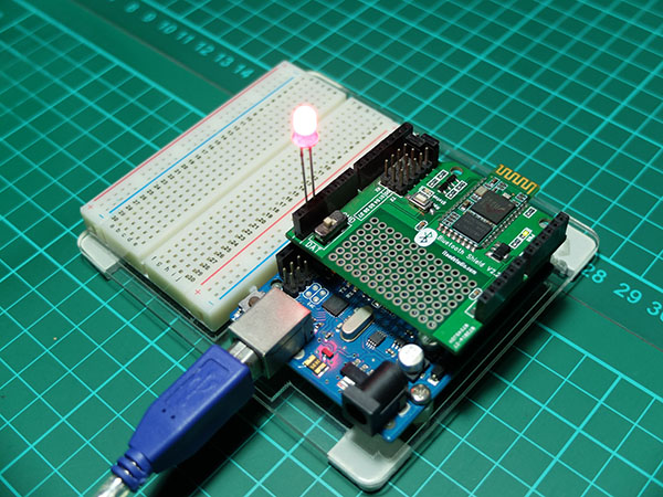 ITEAD Bluetooth Shield with LED On
